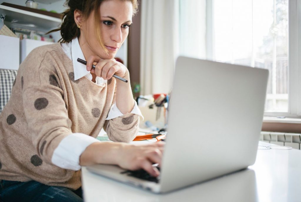 Konzentrierte Arbeit am eigenen Business